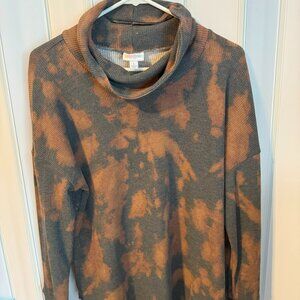 LulaRoe Aubrey Cowl Neck Top (L)